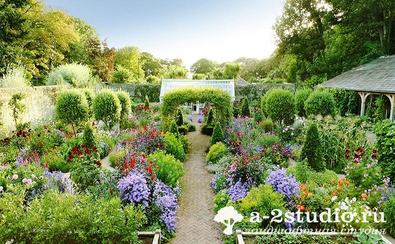 Gardening of a summer cottage